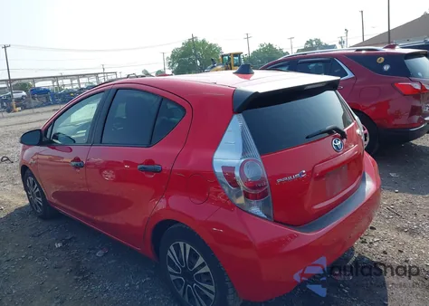 2012 Toyota Prius C Two из США, поврежденный, VIN JTDKDTB37C1016880